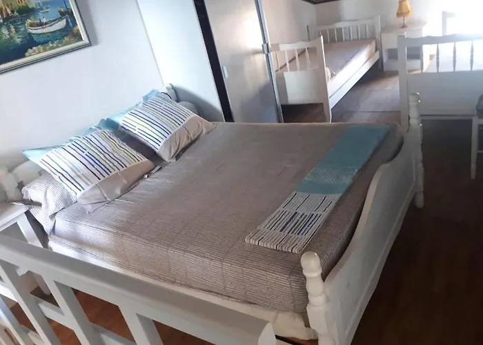 Maison En Front De Mer, A Saint-pierre-la-mer בית נופש