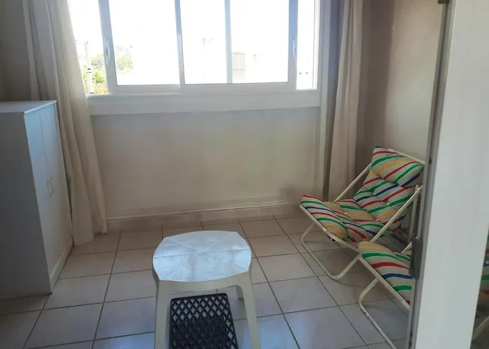 Maison En Front De Mer, A Saint-pierre-la-mer בית נופש *