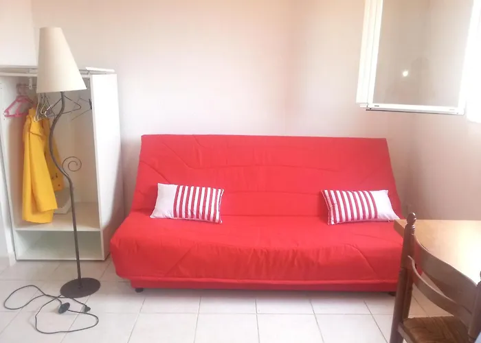 Maison En Front De Mer, A Saint-pierre-la-mer בית נופש פלורי